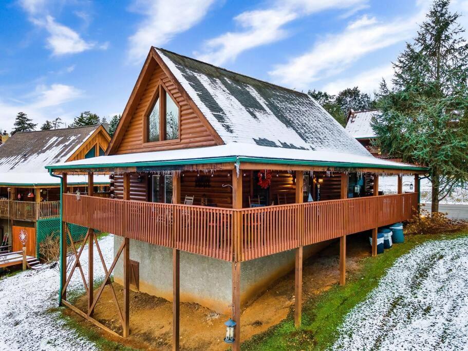 Cabin With New Hot Tub, Near Dollywood .2Bd.2Ba.Sleeps6.Bbq Sevierville Eksteriør bilde