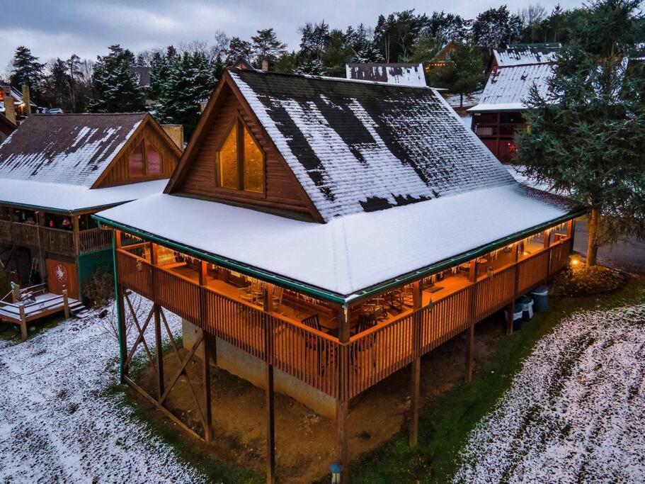 Cabin With New Hot Tub, Near Dollywood .2Bd.2Ba.Sleeps6.Bbq Sevierville Eksteriør bilde